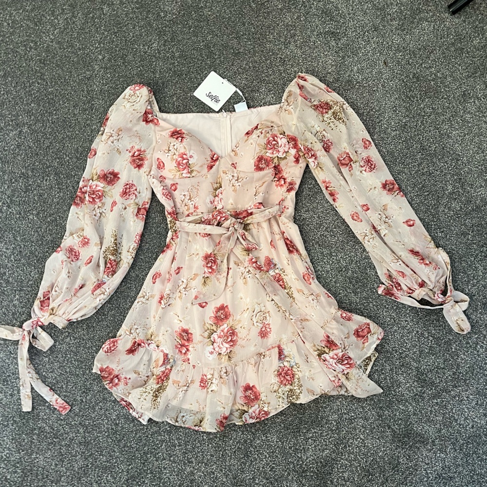 Selfie leslie corset flower aline dress